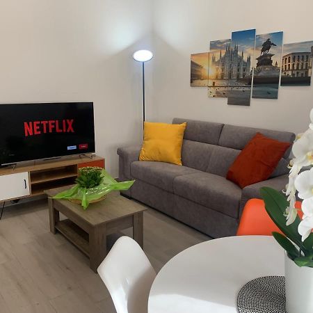 Ripa150 - Smart Apartament Milano - Prada Bocconi Ieo Ied Forum Assago Navigli Duomo15Min Kültér fotó
