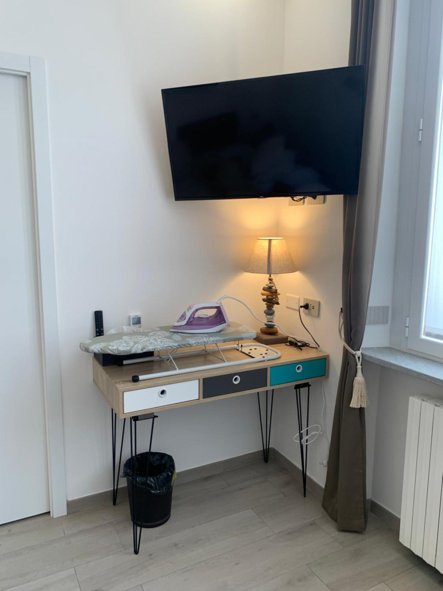 Ripa150 - Smart Apartament Milano - Prada Bocconi Ieo Ied Forum Assago Navigli Duomo15Min Kültér fotó